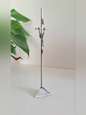 Small elongated table crucifix